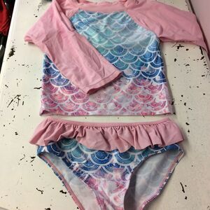Next swimsuit size 7 EUC